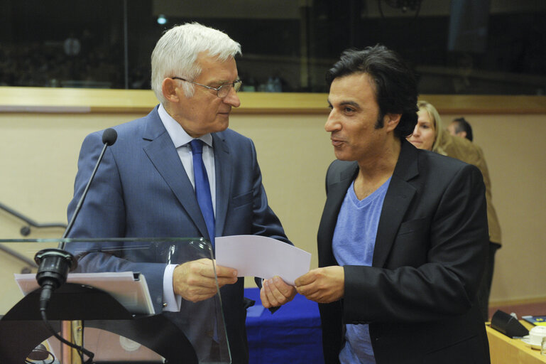 Zdjęcie 6: The European Parliament Journalism Prize 2010 is awarded to Polish, Hungarian and British journalists during a ceremony in Brussels