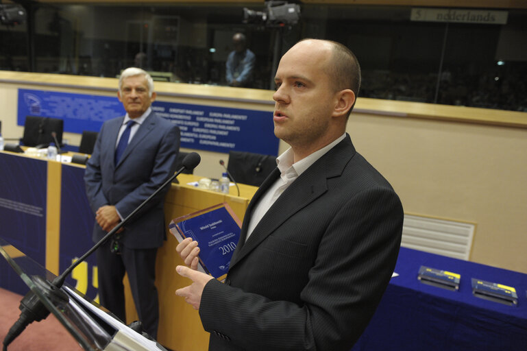 Zdjęcie 19: The European Parliament Journalism Prize 2010 is awarded to Polish, Hungarian and British journalists during a ceremony in Brussels