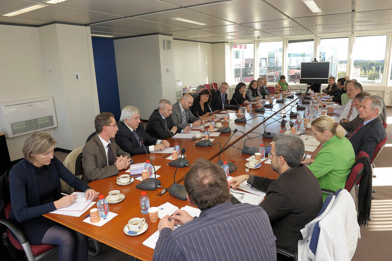 Secretary-General of the European Parliament Klaus Welle (back R) confers on October 25, 2010 in Luxemburg with General Directors of the Directorate-General for Personnel (DG PERS).