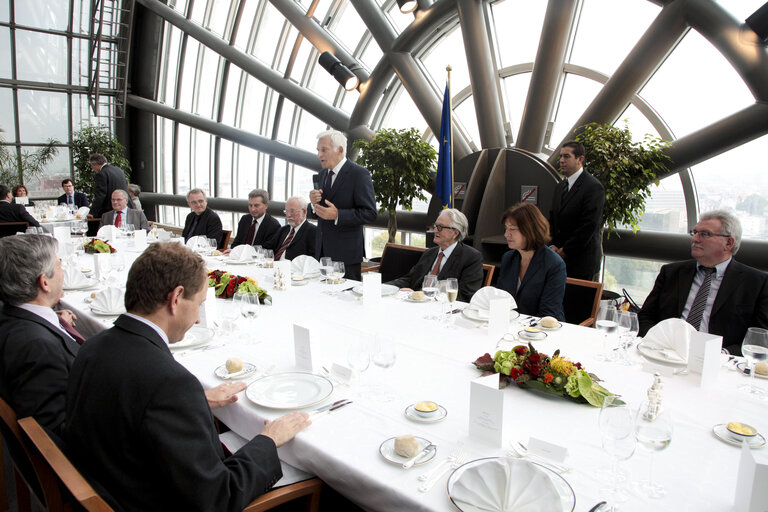 Photo 2: Official lunch to commemorate the 20th anniversary of the German reunification.