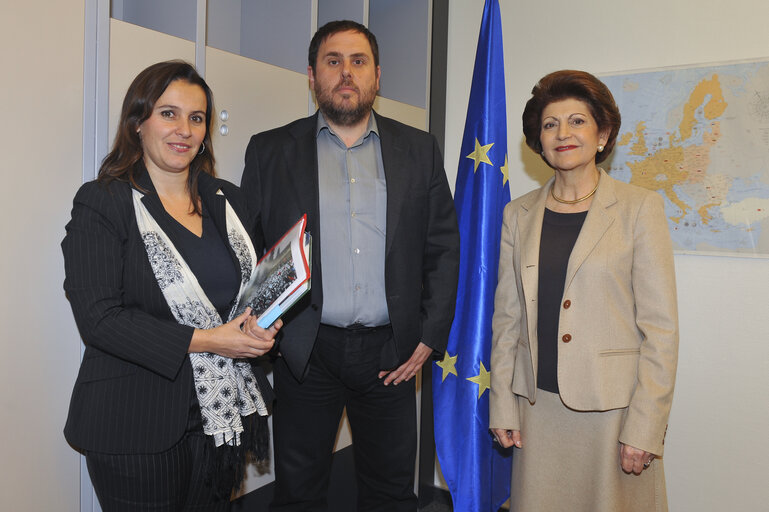 Fotagrafa 15: Meeting with Androulla VASSILIOU, Oriol JUNQUERAS VIES and MIRANDA