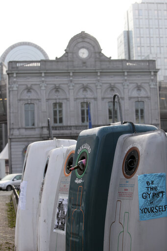 Foto 21: Glass recycling container in the streets of Brussels