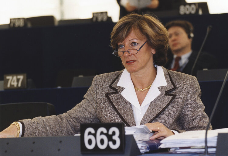 Valokuva 9: Jacqueline ROUSSEAUX at the EP in Strasbourg.