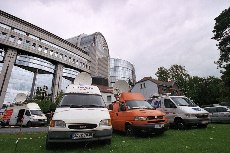 Photo 14: Audiovisual service and media at the EP.