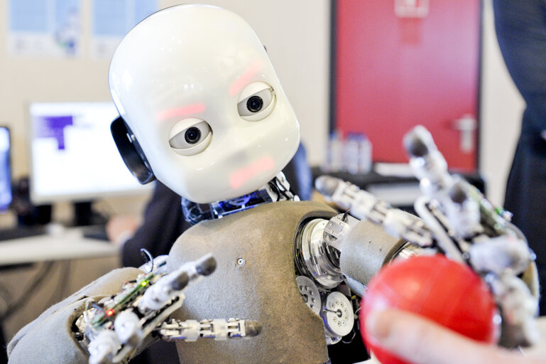 Fotogrāfija 9: Robot exhibition at the European Parliament