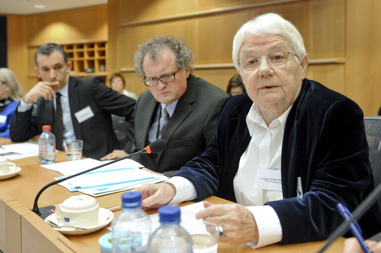 Photo 1: Towards a Gender-Balenced Science Culture to Foster-Innovation