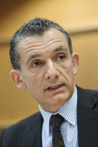 Photo 3: Towards a Gender-Balenced Science Culture to Foster-Innovation