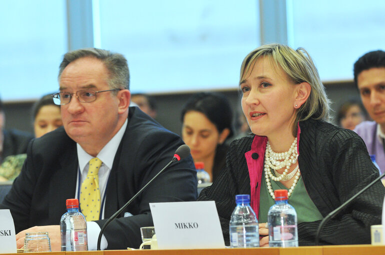 Photo 5 : AFET Committee meeting: Report by the Chairperson of the Election Observation Delegation to Moldova.