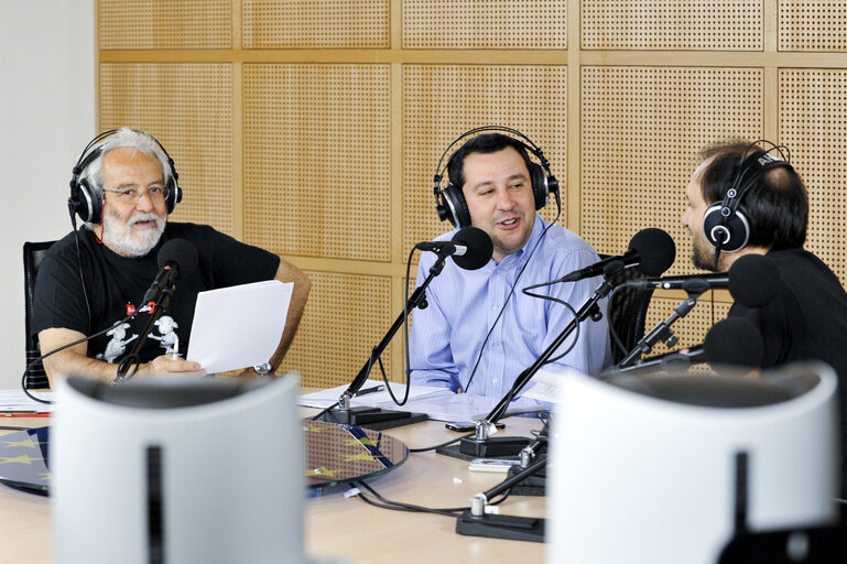 Foto 5: Radio broadcast: Rai Radio 2 - Un giorno da pecora