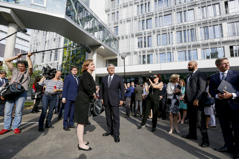 Foto 48: Inauguration of the Havel building by Antonio TAJANI - EP President and Dagmar HAVLOVA, wife of former Czech President Vaclav HAVEL