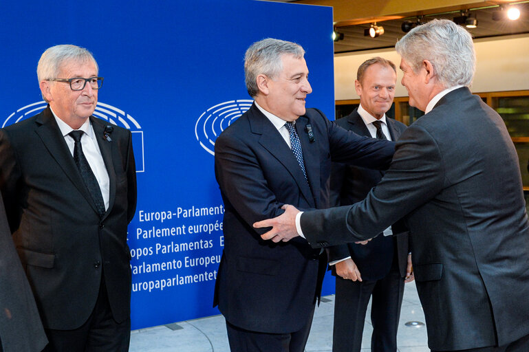 Suriet 24: European Ceremony of Honour for Dr. Helmut KOHL, Former Chancellor of the Federal Republic of Germany and Honorary Citizen of Europe (1930 - 2017) at the European Parliament in Strasbourg- Guests arrival