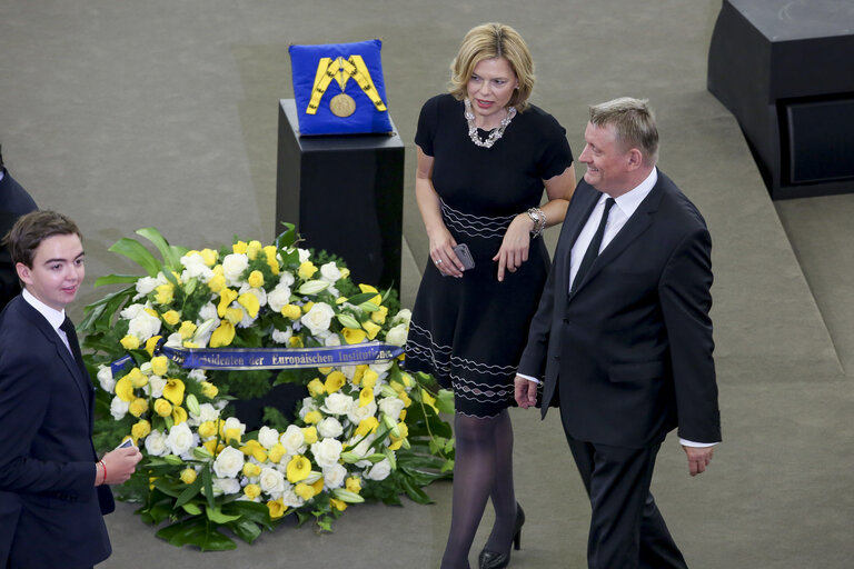 European Ceremony of Honour for Dr. Helmut KOHL