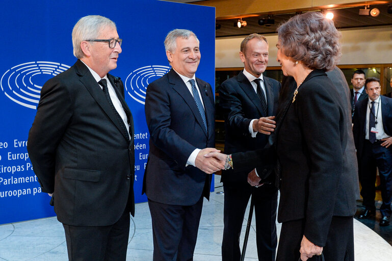 European Ceremony of Honour for Dr. Helmut KOHL - Jean-Claude JUNCKER, President of the EC, Antonio TAJANI, EP President, Donald TUSK, former President of the Council, and Sofía, Queen of Spain (from left to right)