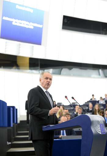 Fotogrāfija 11: Official visit of the President of the Slovak Republic - Formal sitting in Plenary session