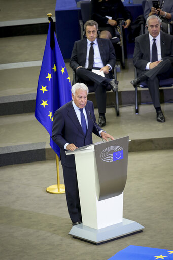 European Ceremony of Honour for Dr. Helmut KOHL - Felipe GONZÁLEZ, former Spanish Prime Minister, at the rostrum