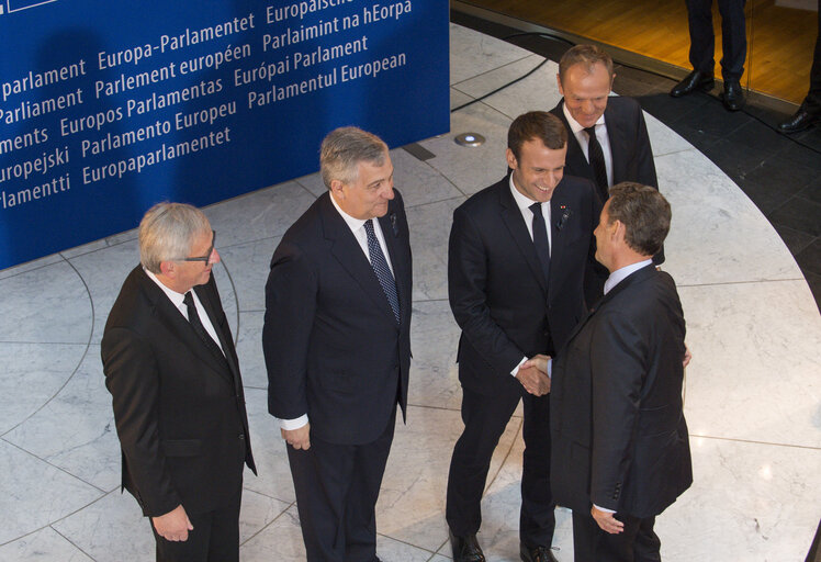 Fotagrafa 36: European Ceremony of Honour for Dr. Helmut KOHL - Nicolas SARKOZY, former President of the French Republic, on the right, welcomed by Jean-Claude JUNCKER, President of the EC, Antonio TAJANI, EP President, Emmanuel MACRON, President of the French Republic, and Donald TUSK, President of the European Council (from left to right)