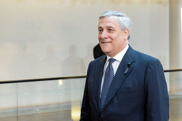 Suriet 22: European Ceremony of Honour for Dr. Helmut KOHL - Antonio TAJANI, EP President