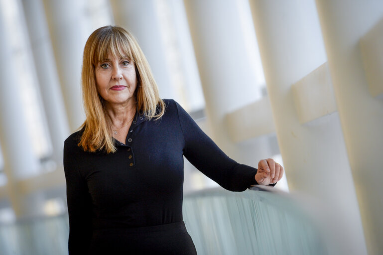 Fotografija 15: Maria Teresa GIMENEZ BARBAT in the European Parliament in Strasbourg