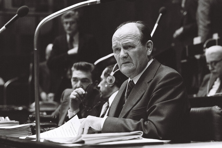 Fotografie 13: Plenary session in Luxembourg on May 1978.