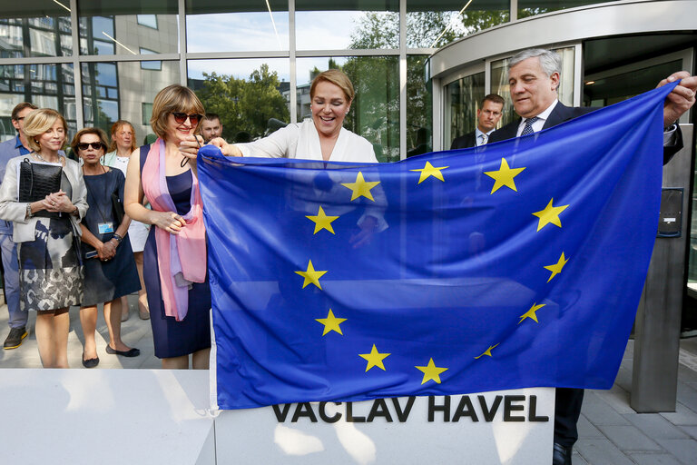 Foto 11: Inauguration of the Havel building by Antonio TAJANI - EP President and Dagmar HAVLOVA, wife of former Czech President Vaclav HAVEL