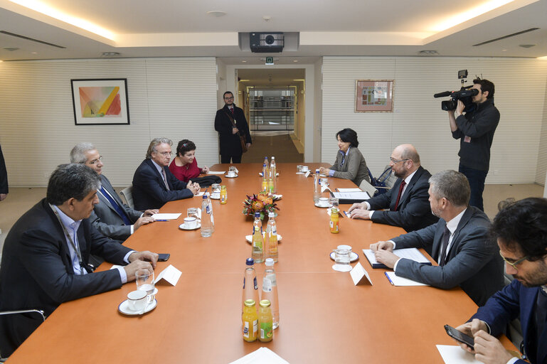 Fotografie 2: Martin SCHULZ - EP President meets with the General Secretary of the CC AKEL