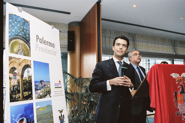 Zdjęcie 2: Presentation of the Region of Palermo at the European Parliament in Brussels