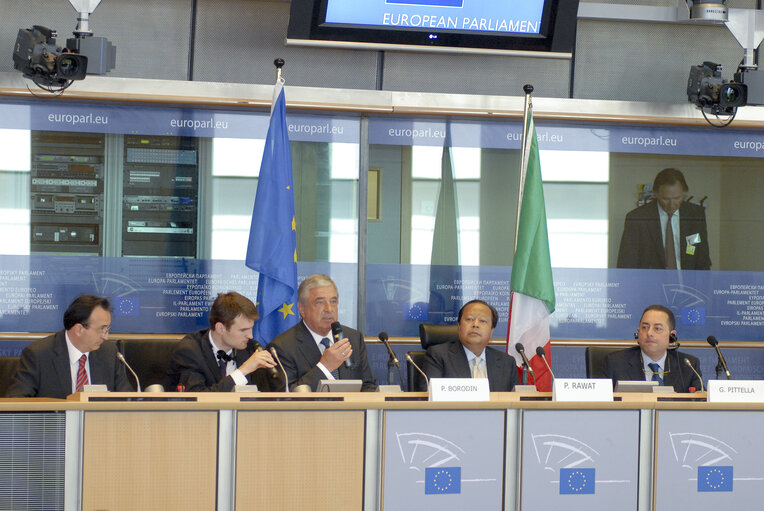 Fotografie 1: Words of Peace for Europe conference