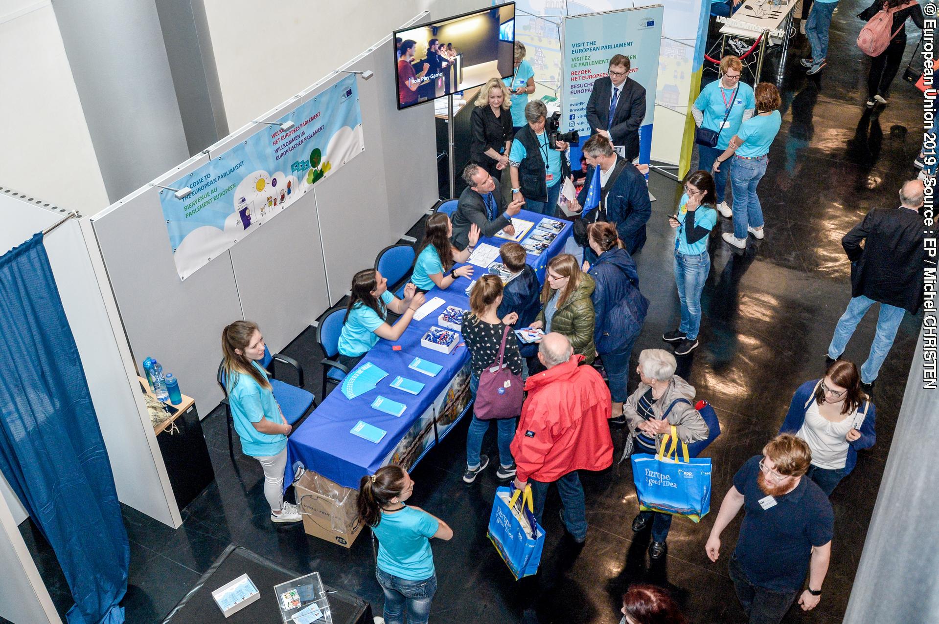 Foto 12: Open Day 2019 in StrasbourgAmbiance inside outside