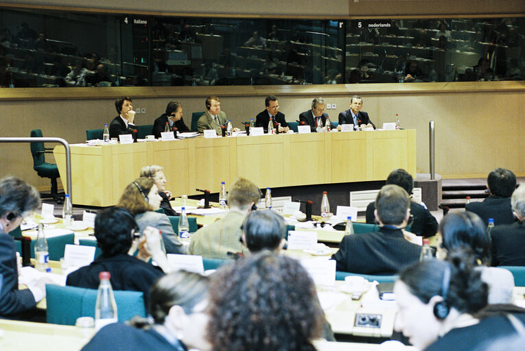 Fotografi 12: AGRI Committee meeting in Brussels - End of the Danish Presidency and presentation of the programme of the Greek Presidency of the Council