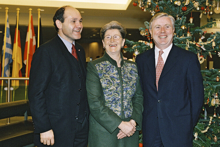 Fotogrāfija 5: Pat COX EP President meets with MEPs