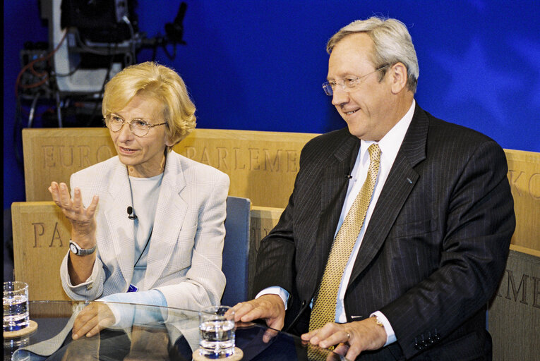 Foto 2: TV set at the European Parliament in Strasbourg