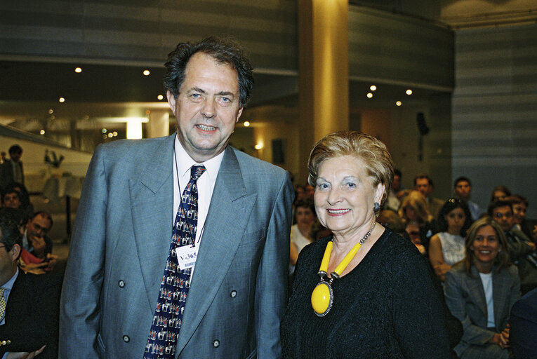 Photo 35: EP President is honored by the Confraria do Vinho Verde