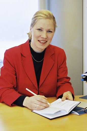 Fotografie 9: Portrait of MEP Marjo MATIKAINEN-KALLSTROM at the European Parliament in Brussels