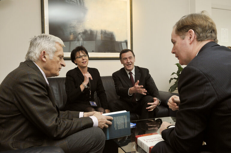 Fotó 5: EP President meets with President of the European Esperanto Union.