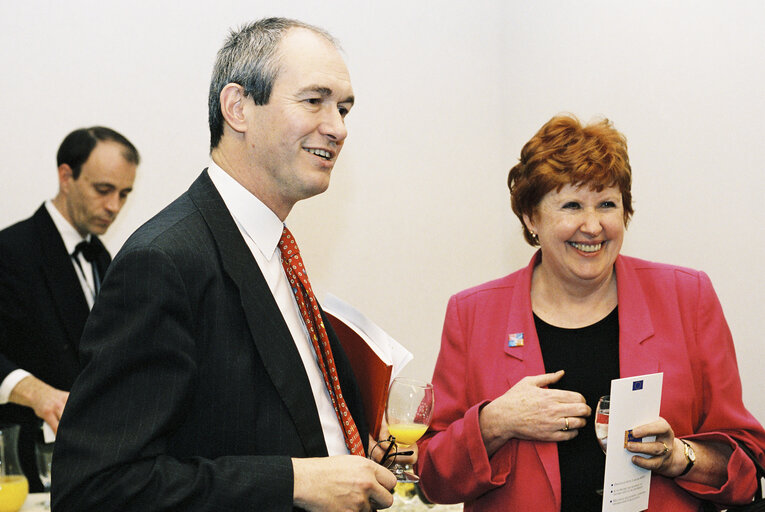 Fotografia 13: British citizens dialogue with Labour MEPs