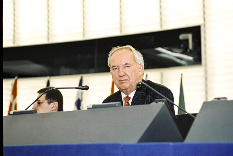 Nuotrauka 11: MEP Ingo FRIEDRICH in Plenary Session at the European Parliament in Strasbourg