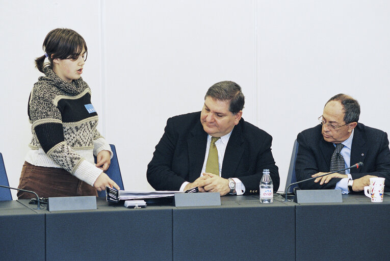 Fotografi 14: Italian MEPs meet with students in Strasbourg