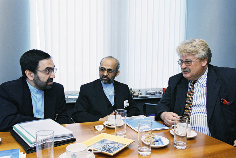 Fotografija 33: MEP Elmar BROK meets with a delegation from Iran