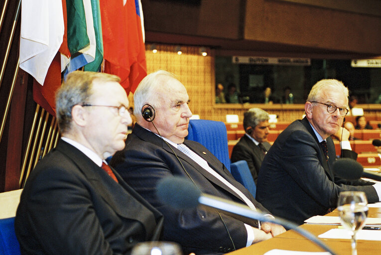 Foto 33: 50th anniversary of the EPP-ED group