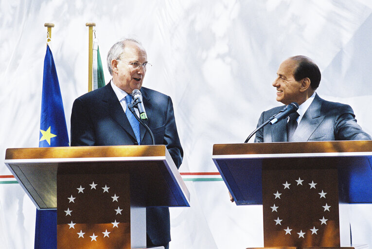 Billede 3: Unveiling of the Doppia Bifrontale sculpture of Italian artist Pietro CONSAGRA ot the beginning of the Italian Presidency of the Council