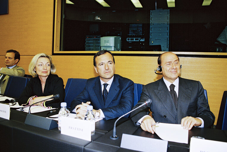 Photo 11 : EPP group meeting with Italian Prime Minister presenting the programme of the Italian Presidency of the Council