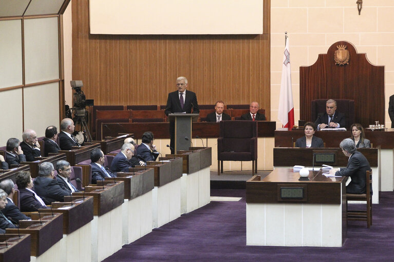 Fotografi 8: Valletta Malta, President of the European Parliament Prof. Jerzy Buzek address the House of Representatives . Prof Buzek is in Malta on a two day official visit.