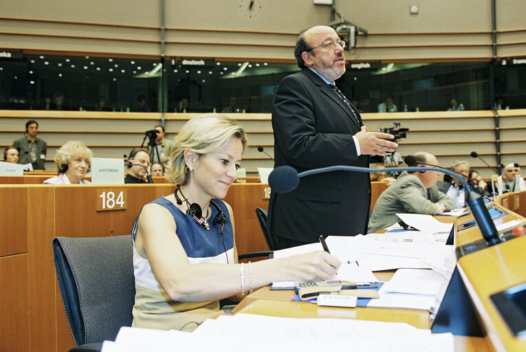 Fotografie 30: European Convention on the Future of Europe - Plenary session in Brussels