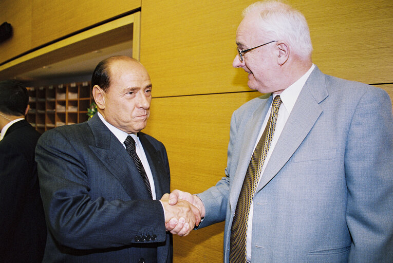 Photo 9 : EPP group meeting with Italian Prime Minister presenting the programme of the Italian Presidency of the Council