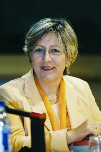 Fotogrāfija 7: Press conference in Brussels with Austrian MP Eva LICHTENBERGER