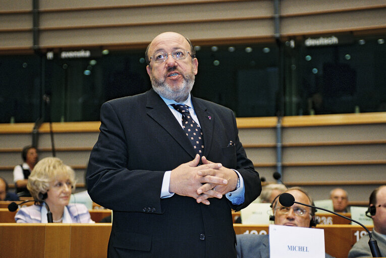 Fotografie 24: European Convention on the Future of Europe - Plenary session in Brussels