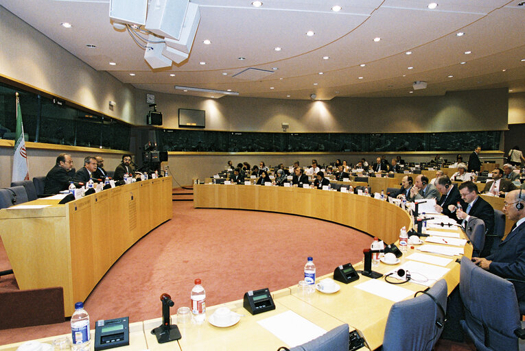 Foto 7: AFET Committee - Discussion with a delegation of the Iranian Parliament