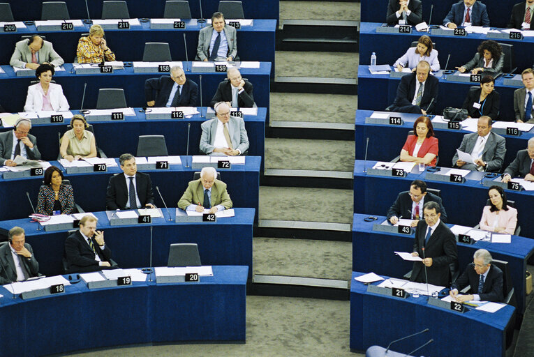 Foto 3: Plenary session in Strasbourg - Statement by Italian Prime Minister to present the programme of the Italian Presidency of the Council