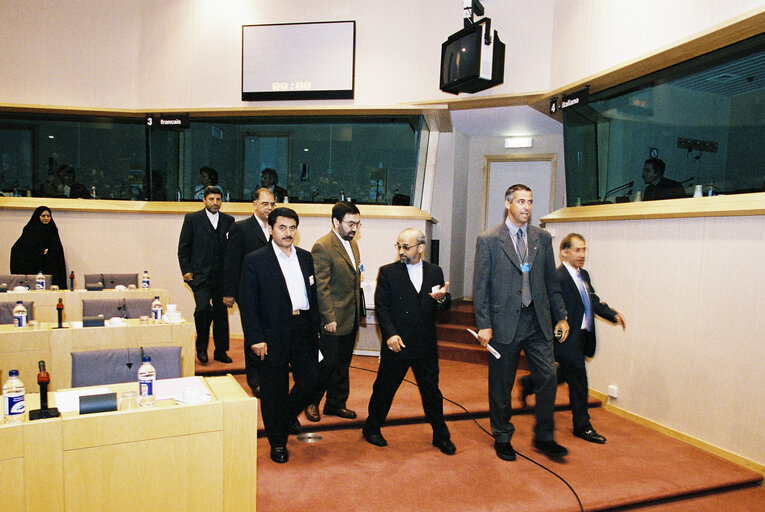 Foto 6: AFET Committee - Discussion with a delegation of the Iranian Parliament