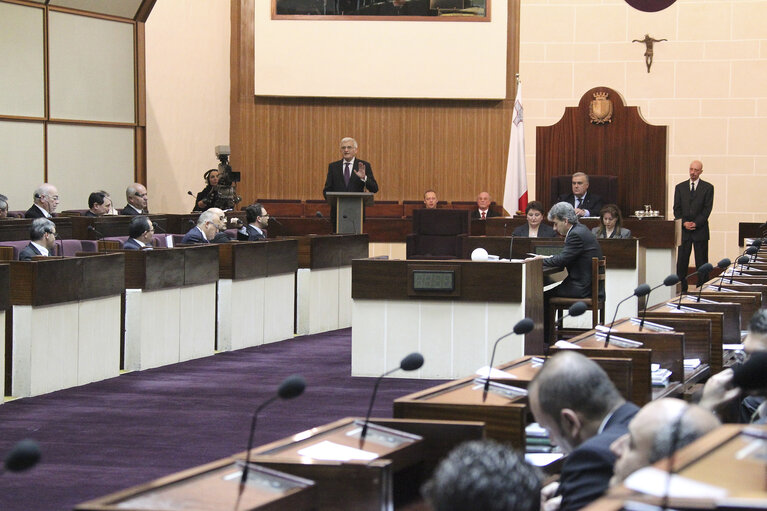 Fotografi 10: Valletta Malta, President of the European Parliament Prof. Jerzy Buzek address the House of Representatives . Prof Buzek is in Malta on a two day official visit.